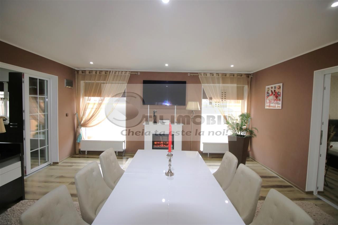 MIROSLAVA CASA EXCLUSIVISTA LA CHEIE LUX STIL MEDITERANEAN MOBILATA - Poză 12