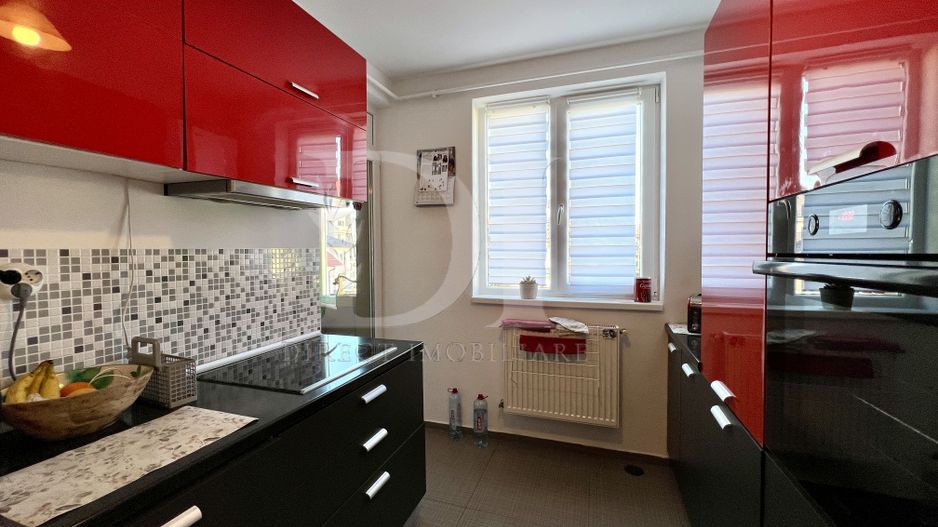 Apartament trei camere / Parcare / Zona Parcul Poligon - Poză 1