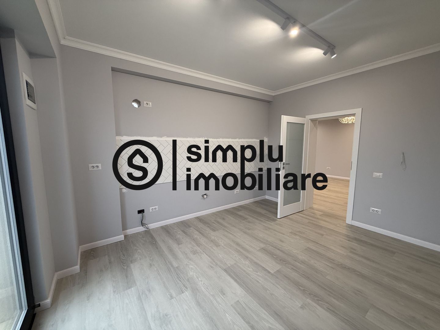 Casa moderna, zona Selgros - 210 000 Euro - Poză 3