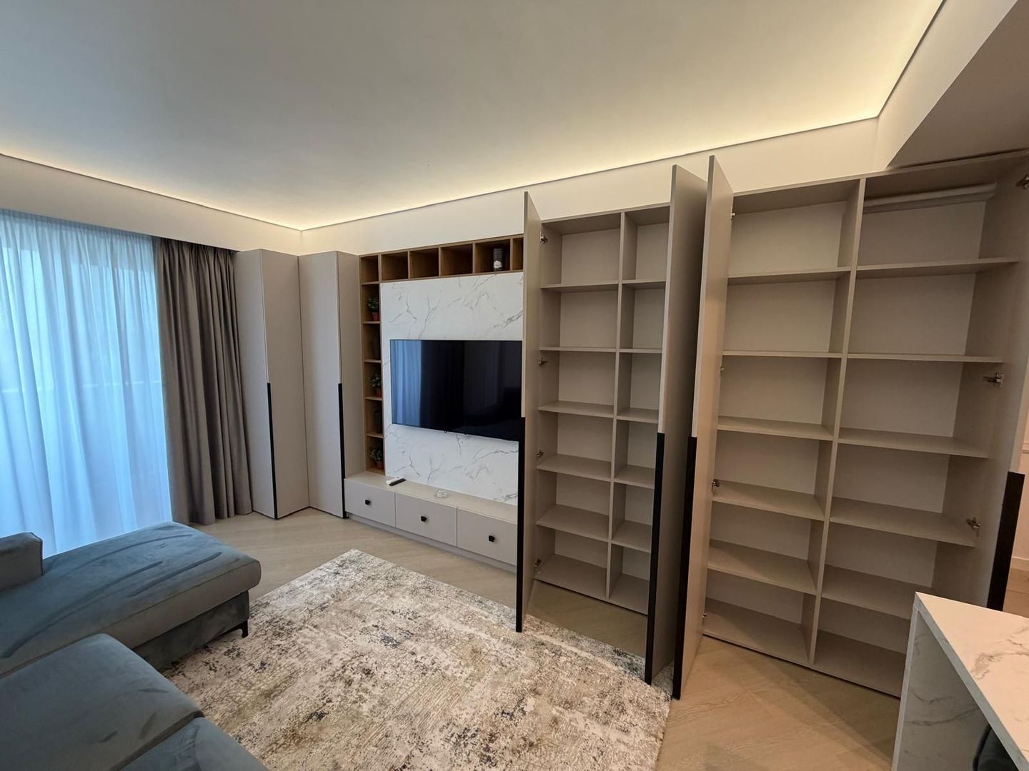 2 camere de inchiriat Cortina North - Poză 4