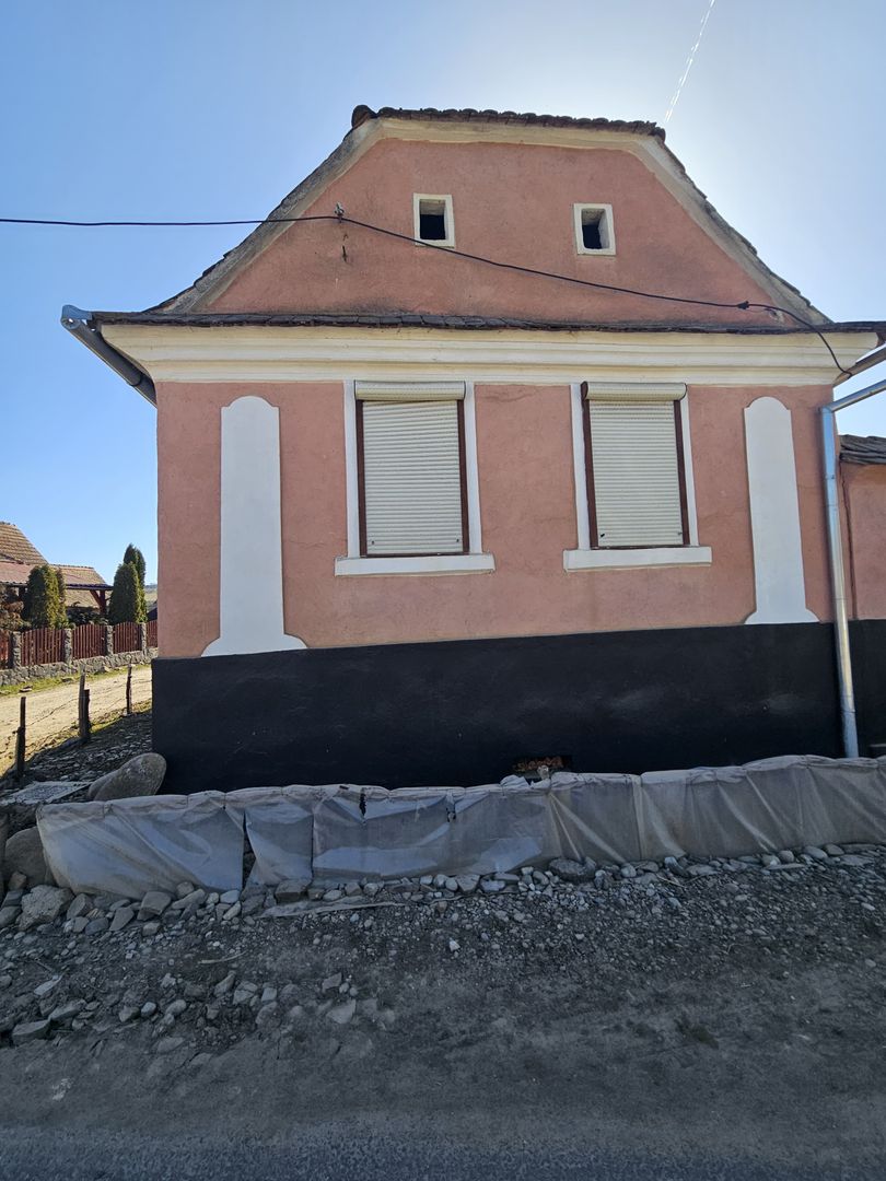 CASA SASEASCA DE POVESTE- CLOASTERF- SASCHIZ/MURES- DE VANZARE! - Poză 2