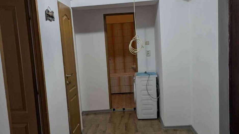 AP. 2 CAMEREDRISTOR, BUCATARIE INCHISA, BLOC REABILITAT, COMISION 0% - Poză 2