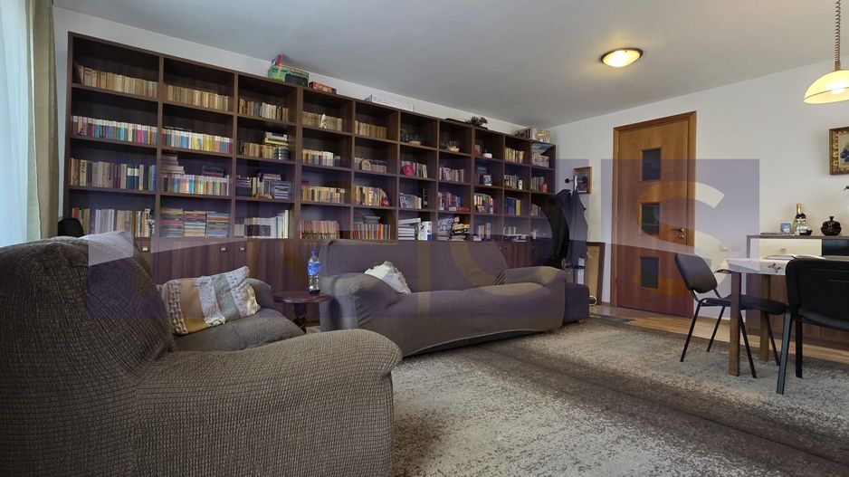 VANZAE VILA P+1+P | 6 CAMERE | ZONA VITAN MALL - Poză 2