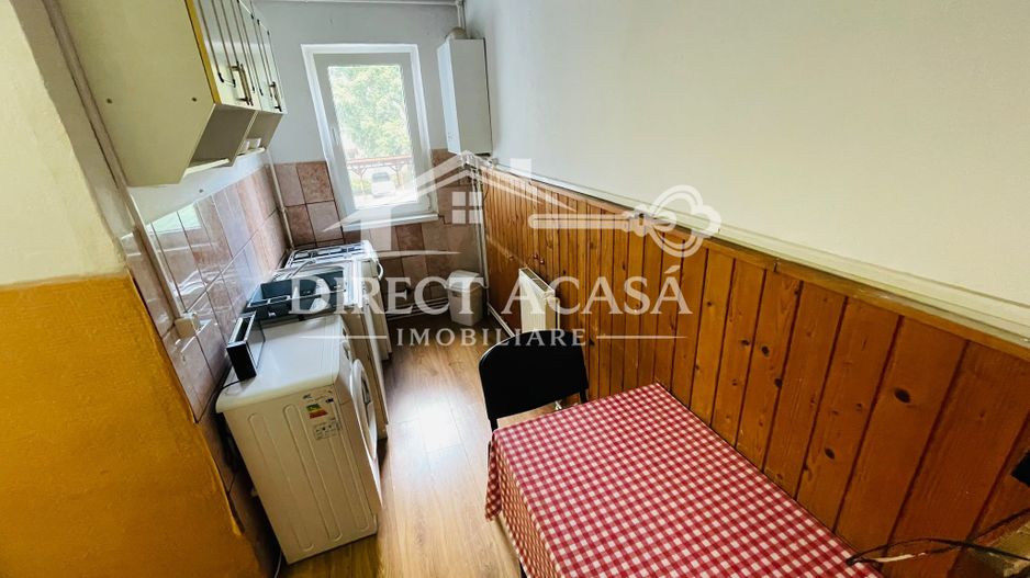 Apartament cu 3 camere de inchiriat-Str Godeanu-Zona Dambu - Poză 4