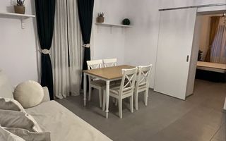 Piața Sfatului – apartament elegant, complet renovat și utilat - Poză 4