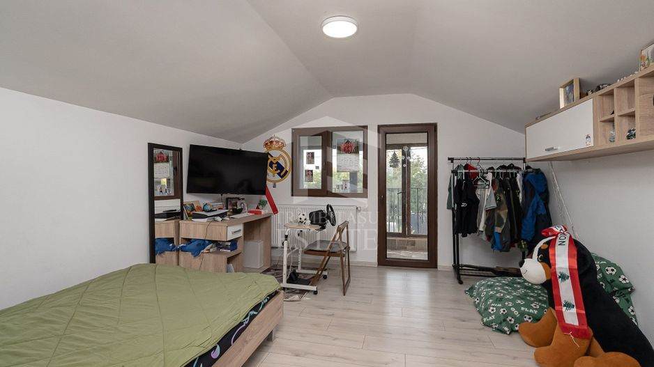 Casă modernă în Tâncăbești – 5 camere și natură la doi pasi - Poză 8
