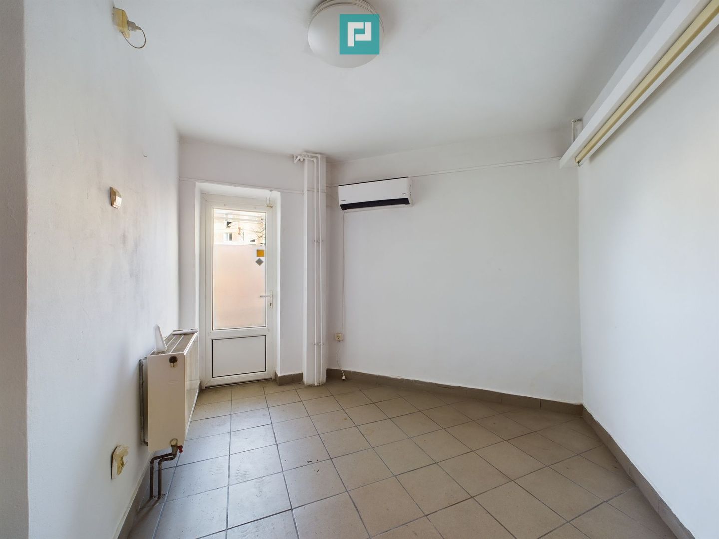 Apartament cu 2 camere parter, complex TM - Poză 1