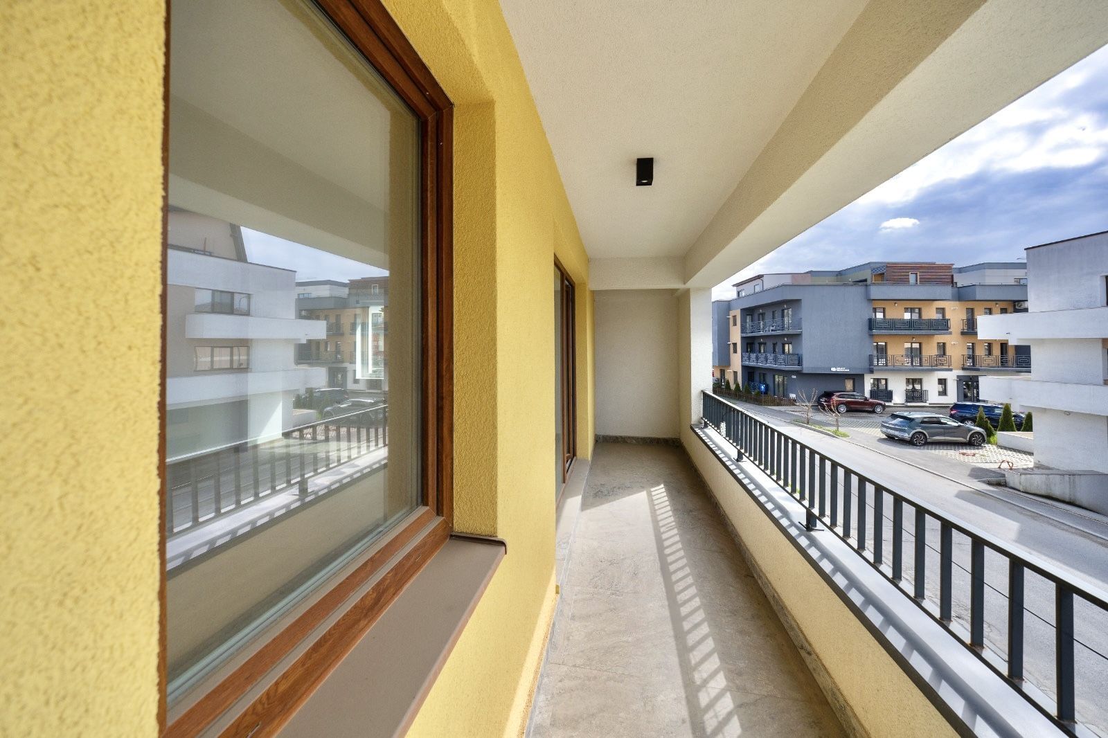 Studio 58 mp utili | 2 balcoane | Loc de parcare inclus | Zonă Coresi - Poză 12