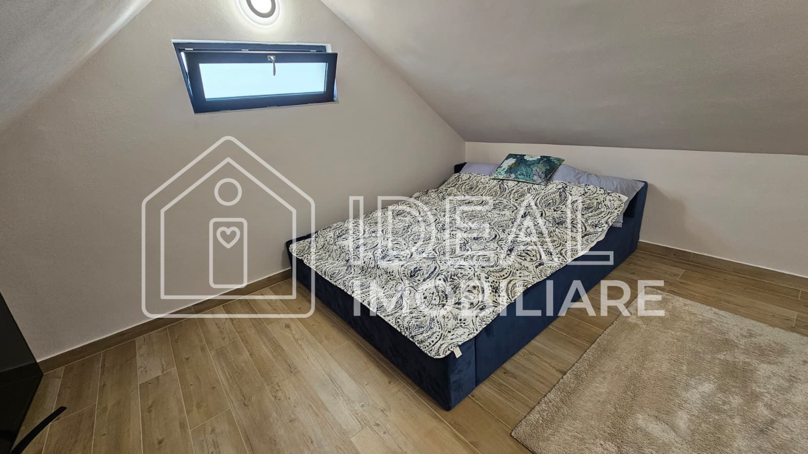 Casa Individuala cu 4 camere, de inchiriat, zona Lupeni - Poză 9