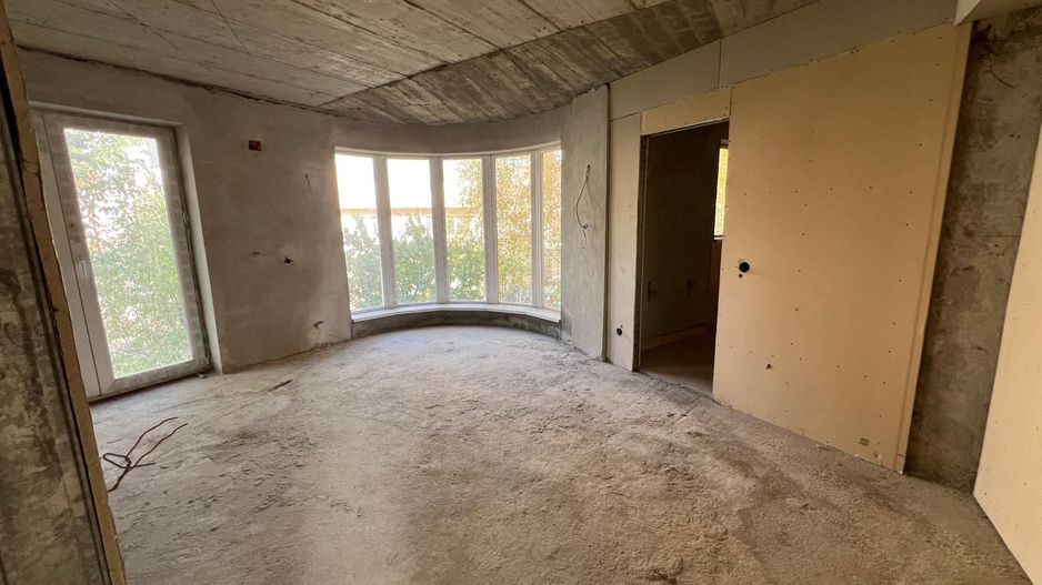 Casa la gri in Pipera  cu potential 1000 euro m2 - Poză 43