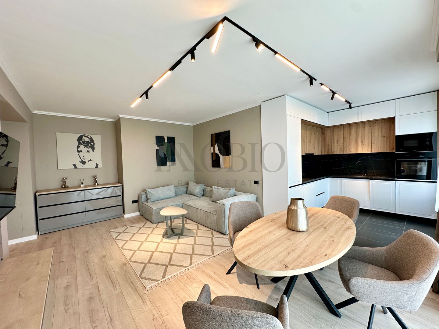 Apartament 3 Camere | 2 Băi | Prima Inchiriere | Atrium Plaza - Poză 2