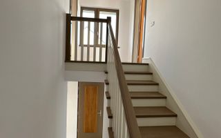 Casa cu 4 camere - Dumbarvita - Poză 7