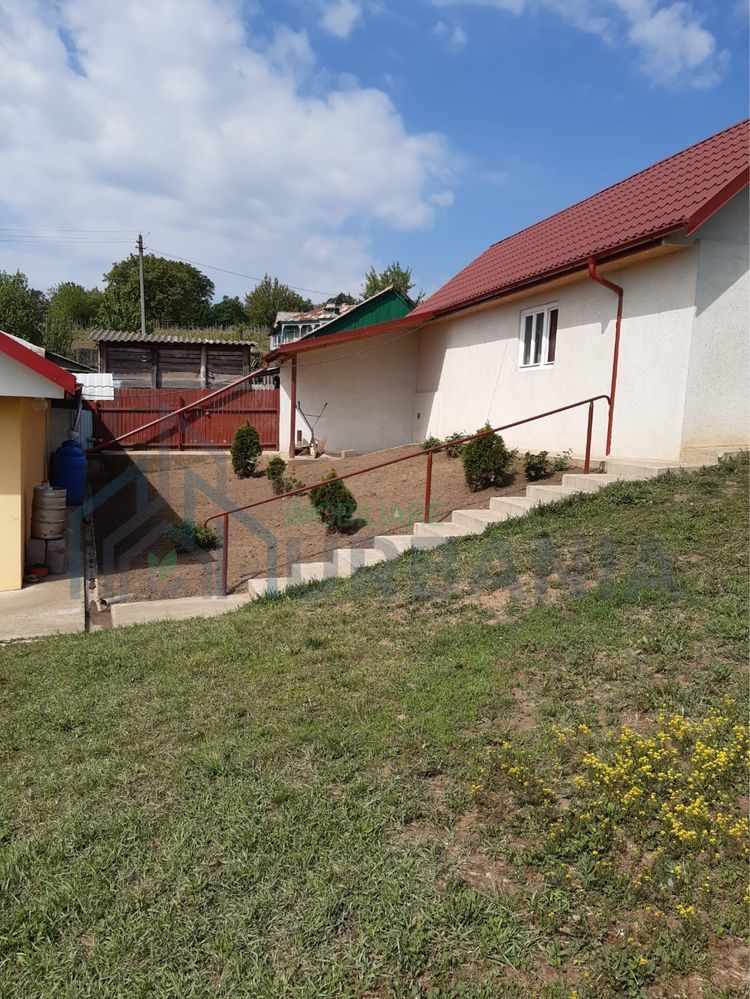 Casă de vânzare în Popesti, Iași – 3 camere, 70 mp, teren 3300 mp - Poză 6
