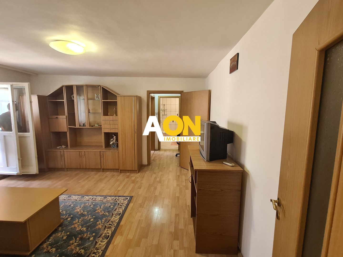 Apartament Cu 2 Camere, Complet Mobilat, Zona Piață - Cetate - Poză 3