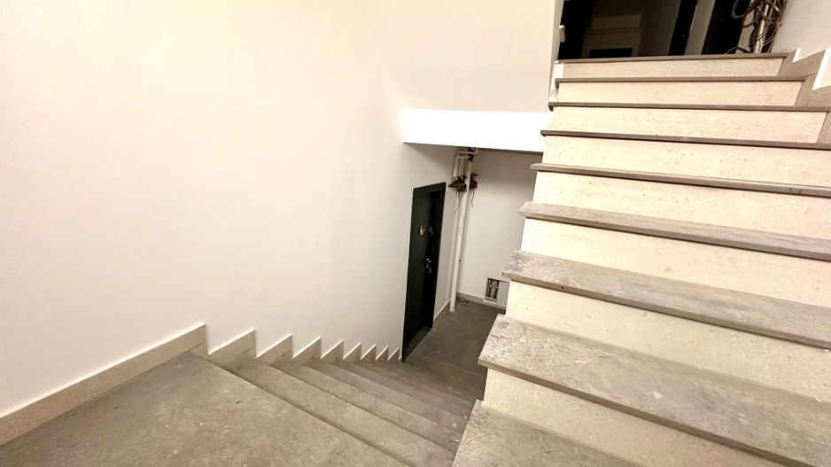 Mamaia nord - 3 Camere de Vanzare- vedere frontala mare - Poză 8