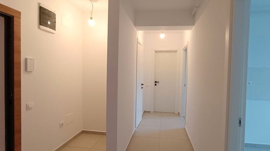 Vanzare apartament nou 2 camere Intabulat nou nelocuit  zona Tractorul - Poză 3