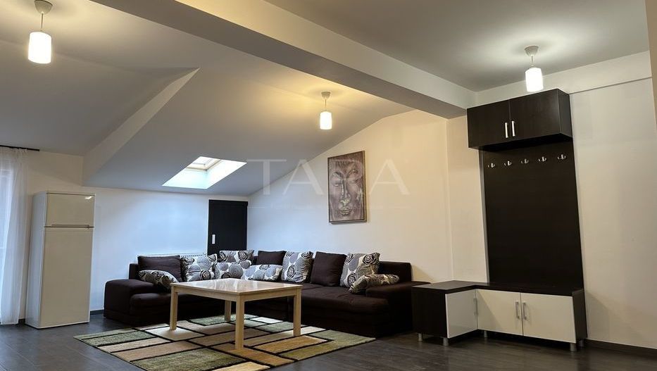 Apartament cu 2 camere de vânzare, in Floresti - Poză 1