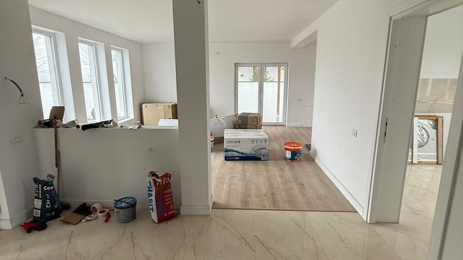 Mutare imediată! Vilă duplex 4 camere cu curte proprie - Poză 5