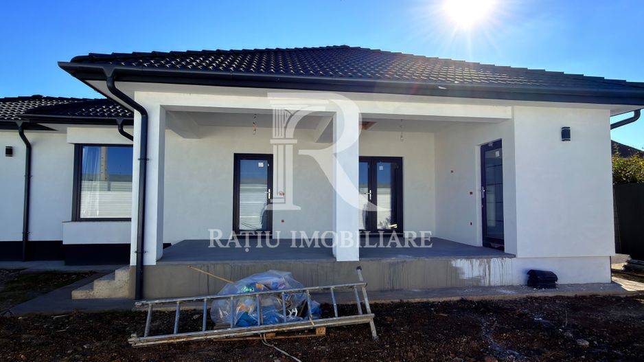 Casă 4 camere | Terasă | Curte | Sântandrei - Poză 5