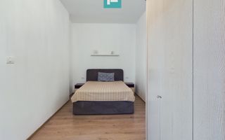 Apartament cu 3 camere la curte comună în Grădiște - Poză 17