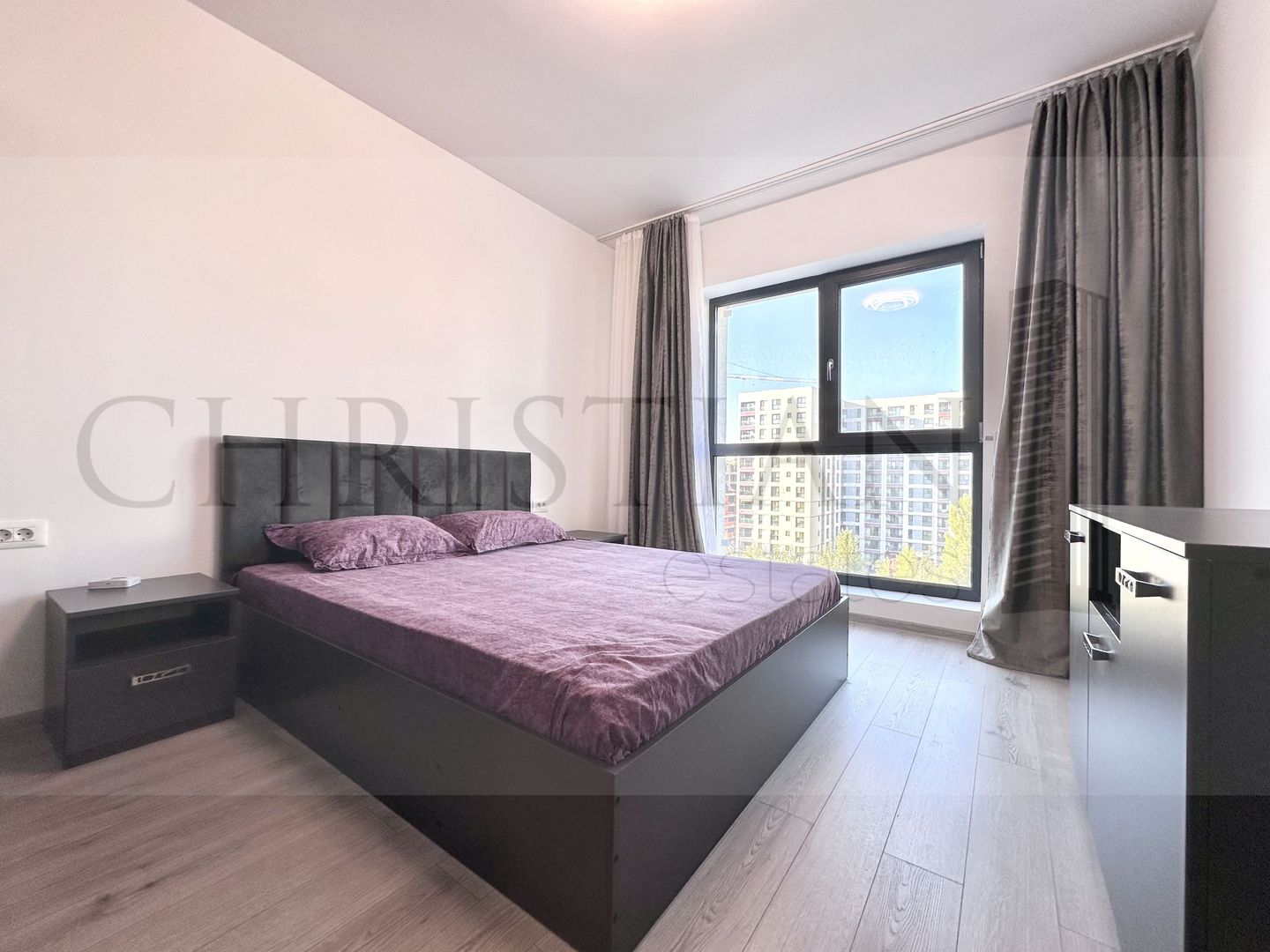 Apartament 2 camere - Exigent Plaza Residence Faza 4 + parcare - Poză 1