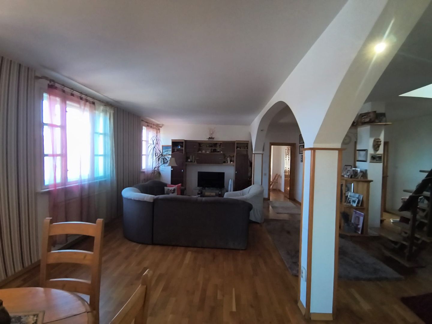 Apartament 3 camere | 120 MP | Ultracentral | Terasă + Pod | 93.800 € - Poză 2