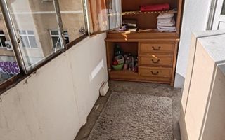 Apartament 1 cameră, Piața Unirii, bloc Tarom, parter - Poză 2