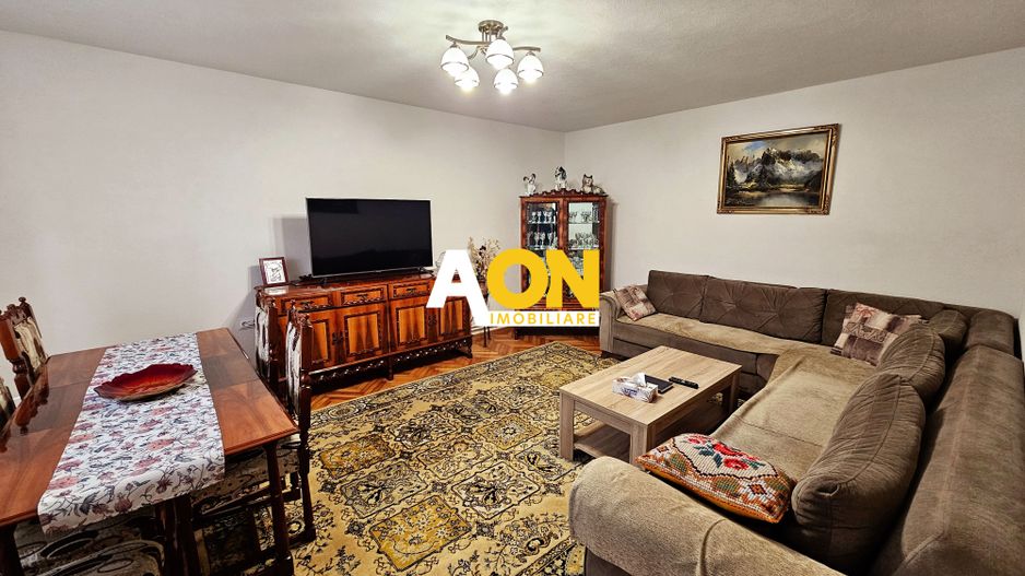 Casa 6 camere, 715 mp teren, langa Cetatea Alba Carolina - Poză 16