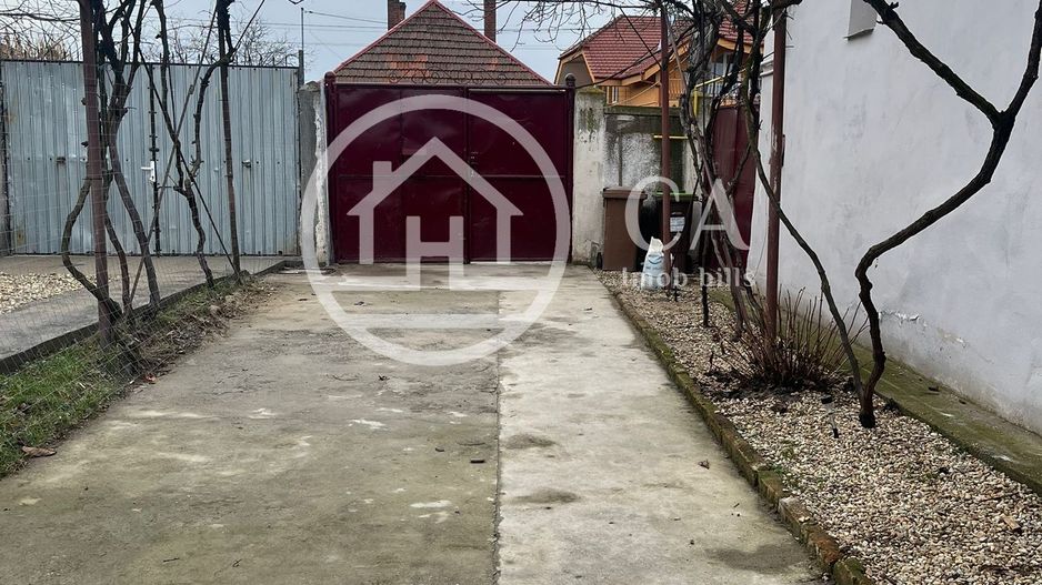 Casă de închiriat cu 3 camere în zona Episcopia, Oradea. - Poză 10