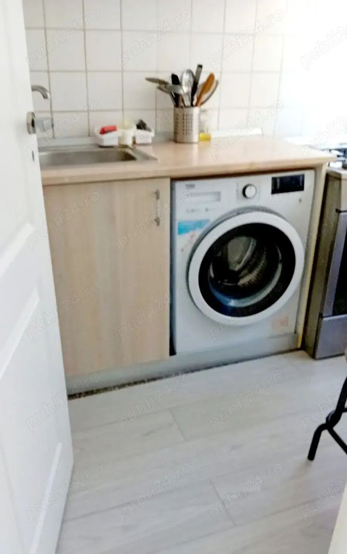 Garsoniera Renovata, etaj 1. Grand Arena. - Poză 10