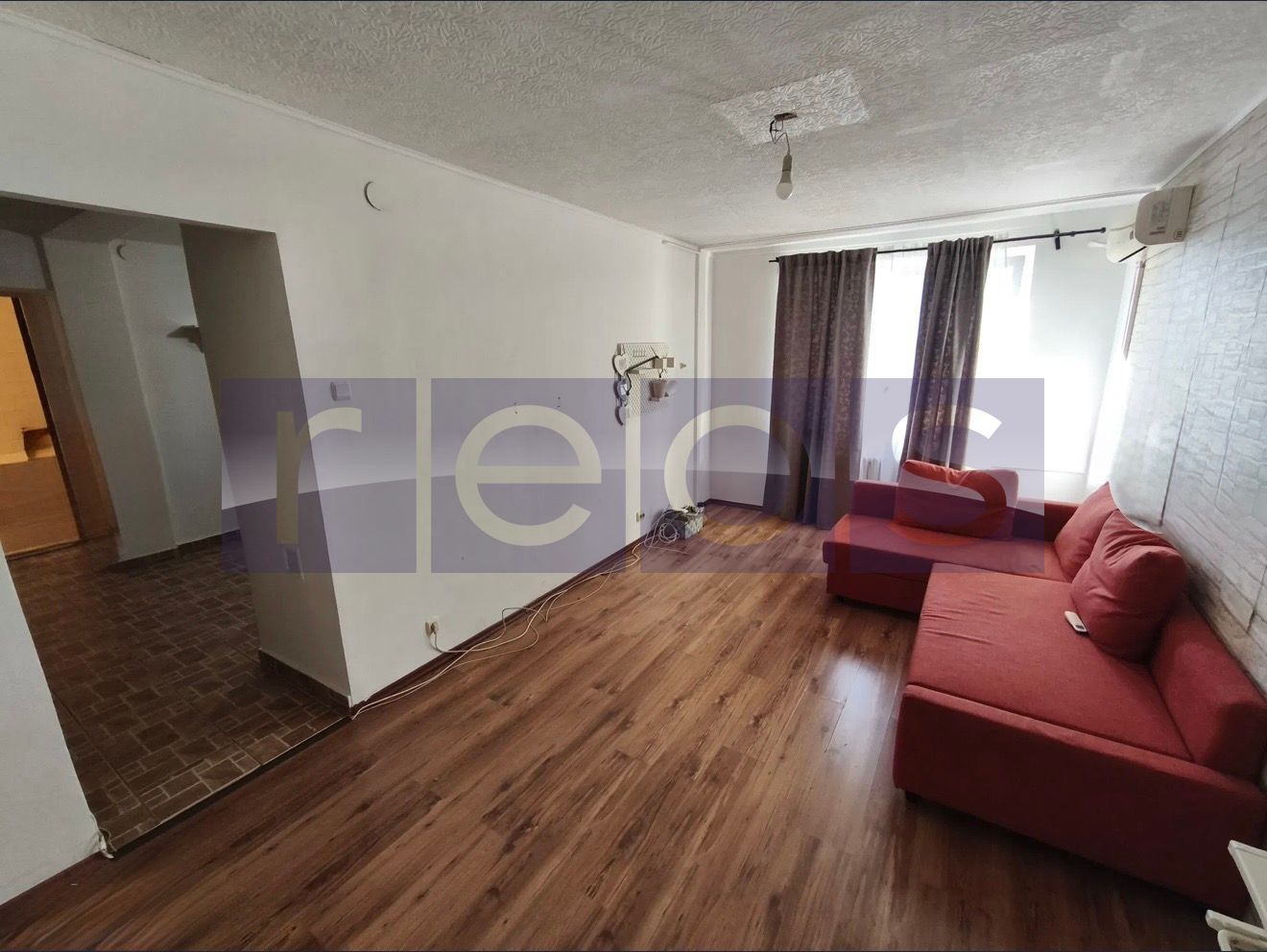 VANZARE 2 CAMERE | ZONA TITAN | BLOC REABILITAT - Poză 2