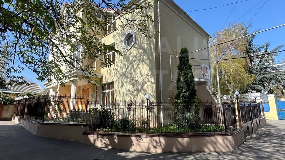 Vânzare, casă, bd. Ştefan cel Mare şi Sfînt, Centru. - Poză 2