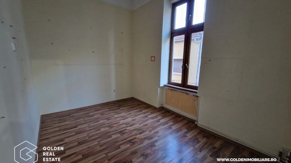 Apartament 3 camere, ultracentral, cladirea Catedralei Catolice - Poză 6
