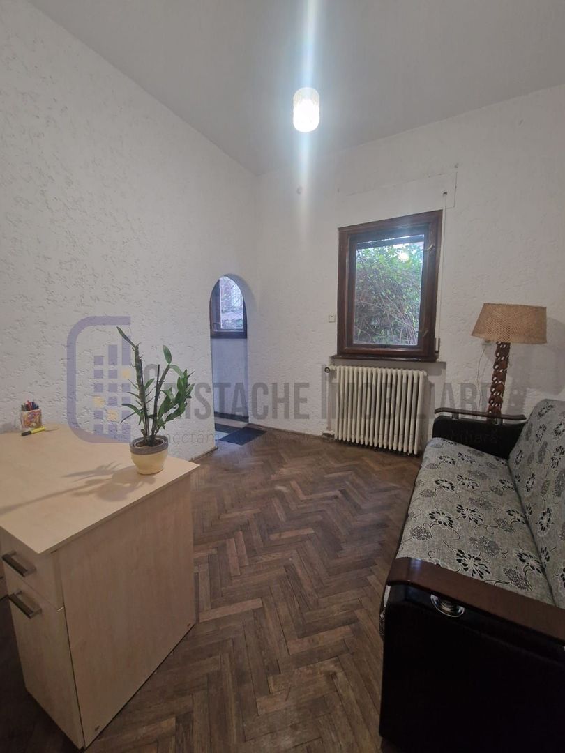 Bd. Dacia - Eminescu, BIROU 2 camere semidecomandat - Poză 1