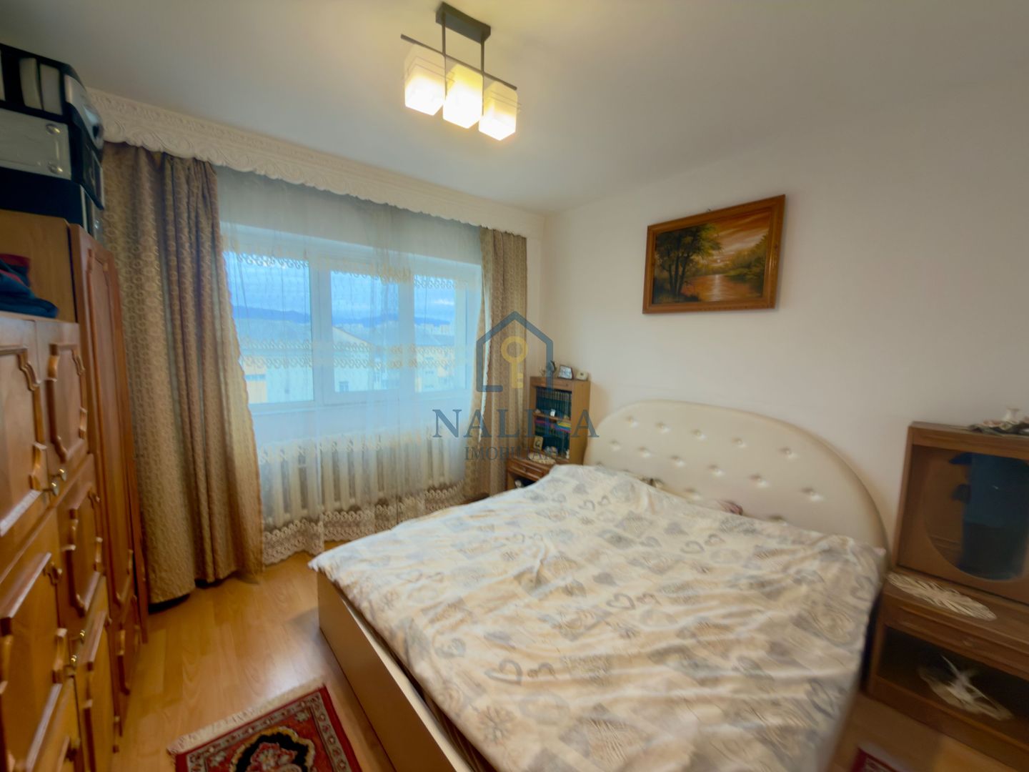 Apartament 4 camere de închiriat - Poză 1