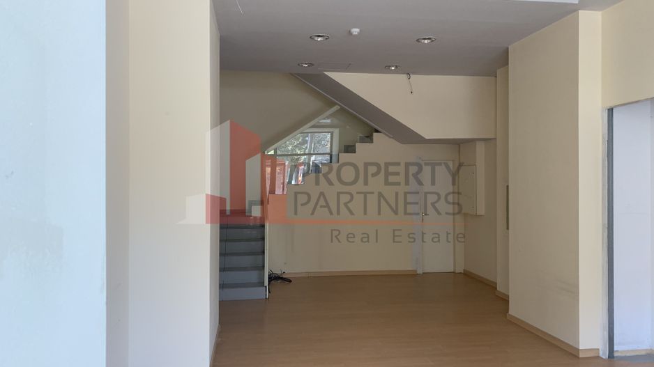 Spatiu comercial / show-room, magazin central - Universitate. - Poză 6
