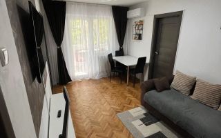 Apartament 3 camere  Dacia etaj 2 - Poză 1
