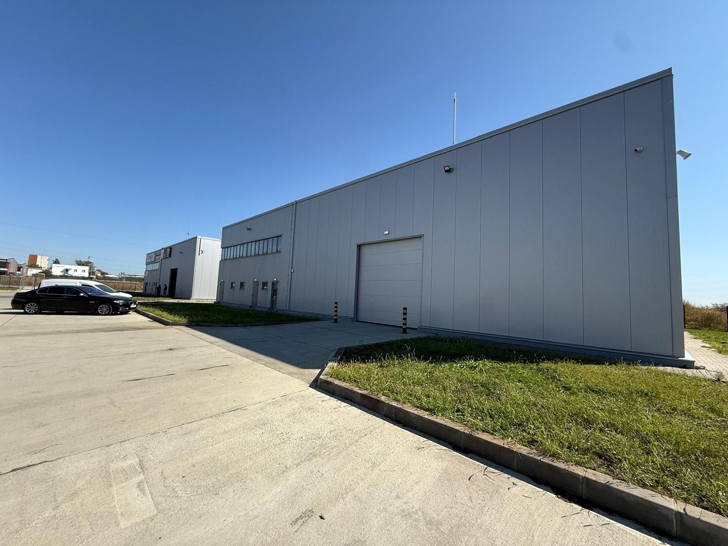 Două hale industriale 1.184 mp de vânzare, Pallady, teren 4.000 mp - Poză 1