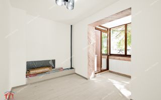 Vanzare apartament elegant cu 2 camere( Papadie) , etaj 4,105.000 EURO - Poză 11