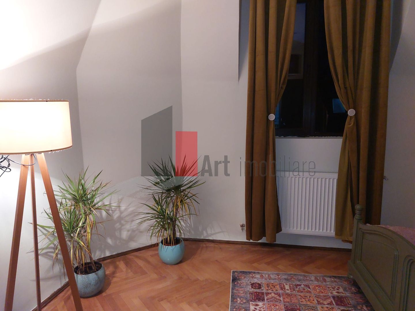 Apartamentul "DISINJATUR" , et. 1/1 in vila stil neoromanesc - Poză 7