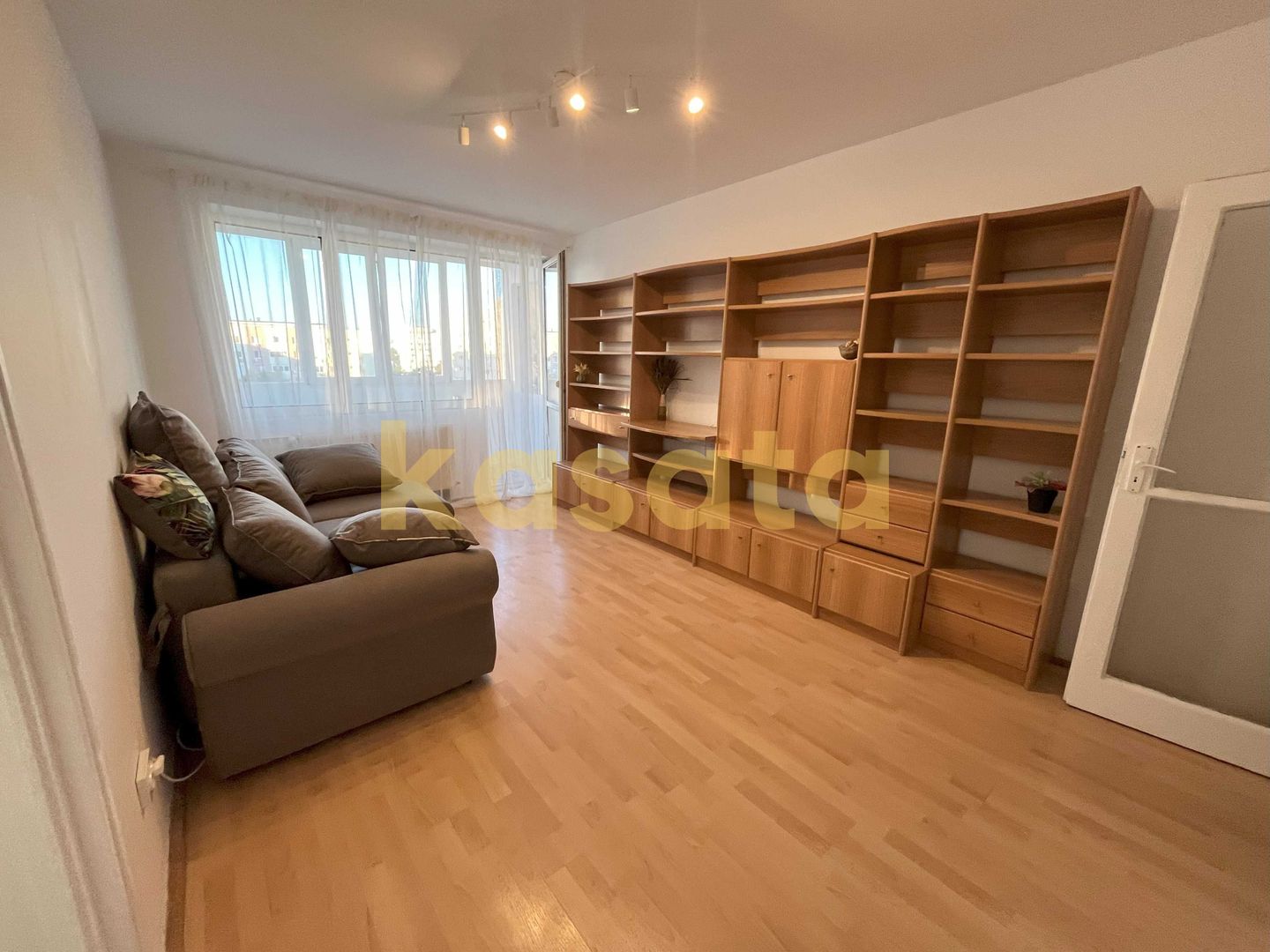 OPORTUNITATE | APARTAMENT 2 CAMERE | PIATA IANCULUI | MOBILAT - Poză 2