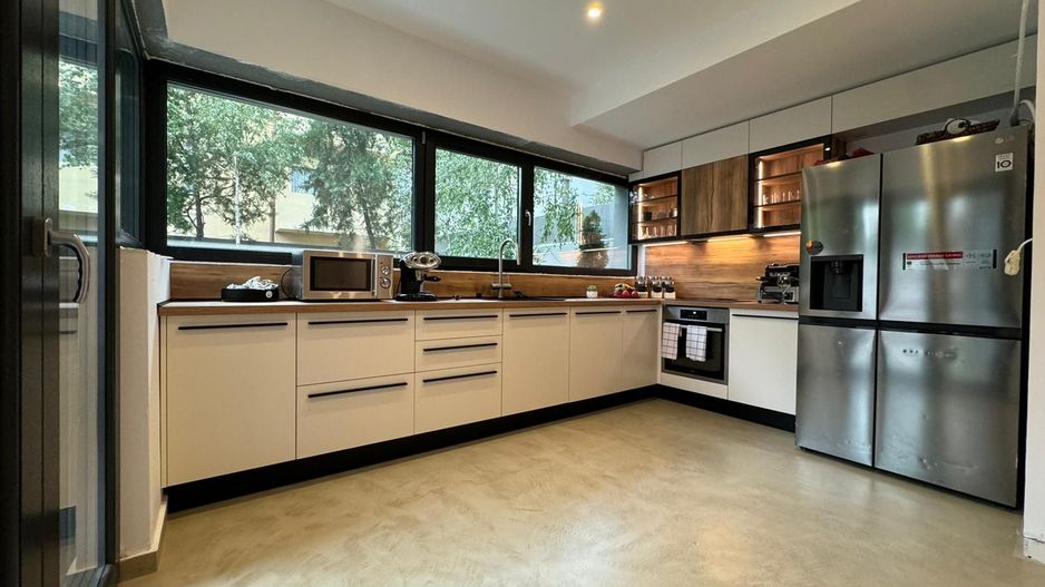 Vila | Casa Presei Libere | Damaroaia - Poză 7