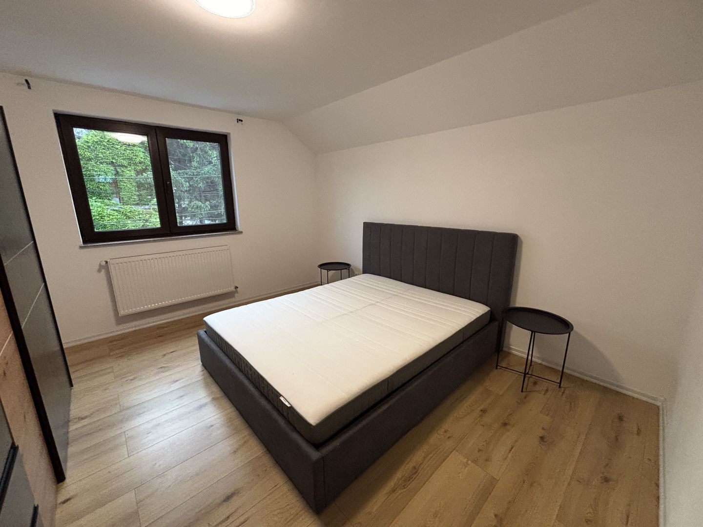 Apartament 3 Camere Spațios, Mobilat,  Curte și Balcon [ Zona Centrala ] - Poză 6
