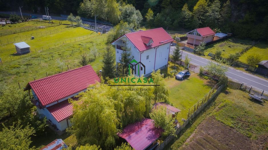 Casa - Pensiune - Malaia - Poză 8