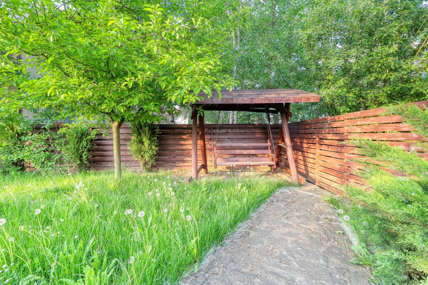 Vila individuala cu 589 mp teren, foisor si gradina superba | Darza - Poză 5
