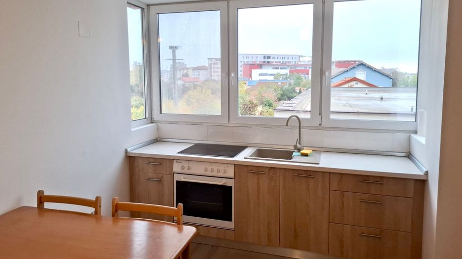 Apartament cu 3 camere,  spațios si primitor, in Soarelui- Sud Plaza - Poză 2