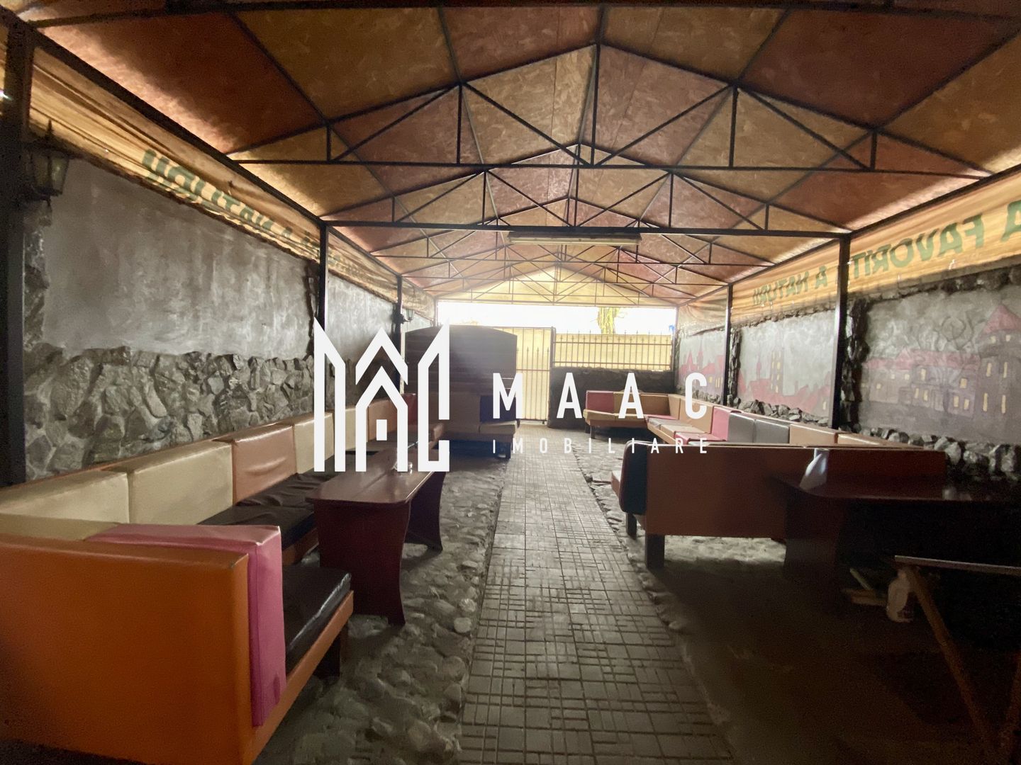 Restaurant | Cafenea | Terasa | Teren 126 MP | Piata Cibin - Poză 2