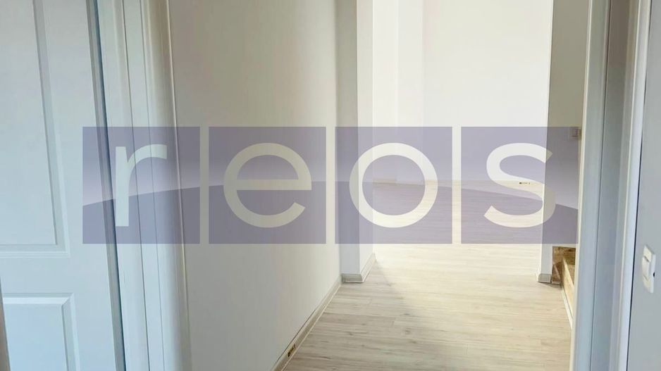 VILA DE VANZARE CORBEANCA 450 MP 6 CAMERE - Poză 12