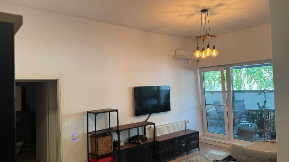 De vanzare apartament 3 Camere - Poză 1