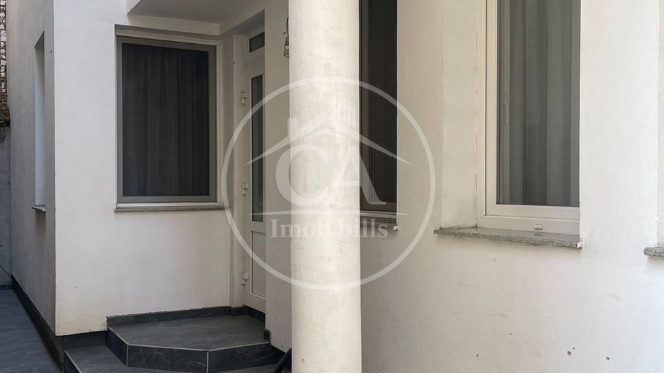 Apartament de vanzare cu 3 camere in zona Central, Oradea - Poză 19